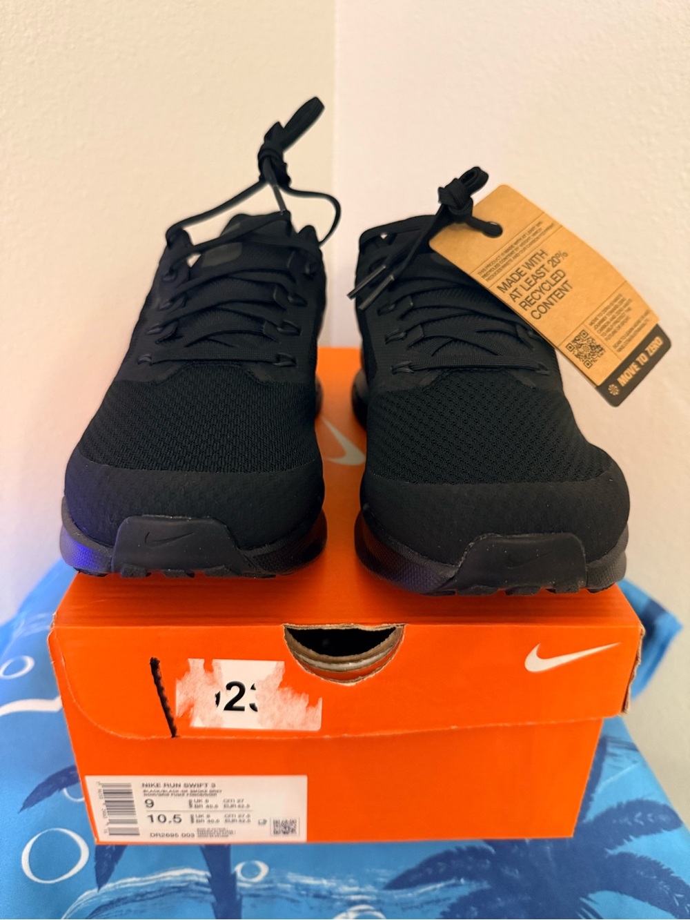 Nike Men’s Black Run Swift 3